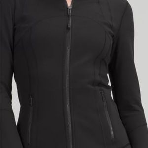 This is a girls lululemon zip up